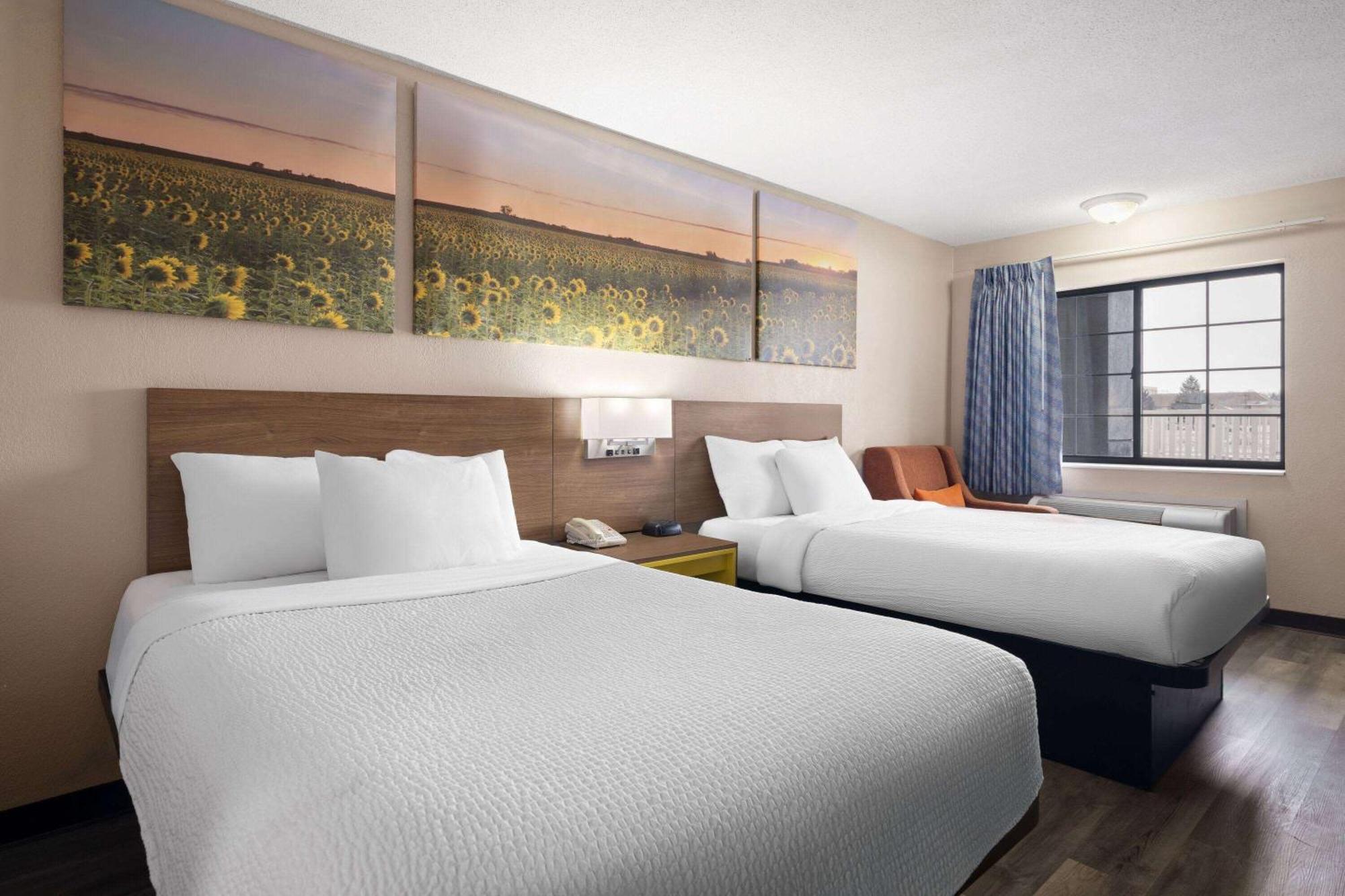 Days Inn & Suites By Wyndham Кокомо Екстер'єр фото